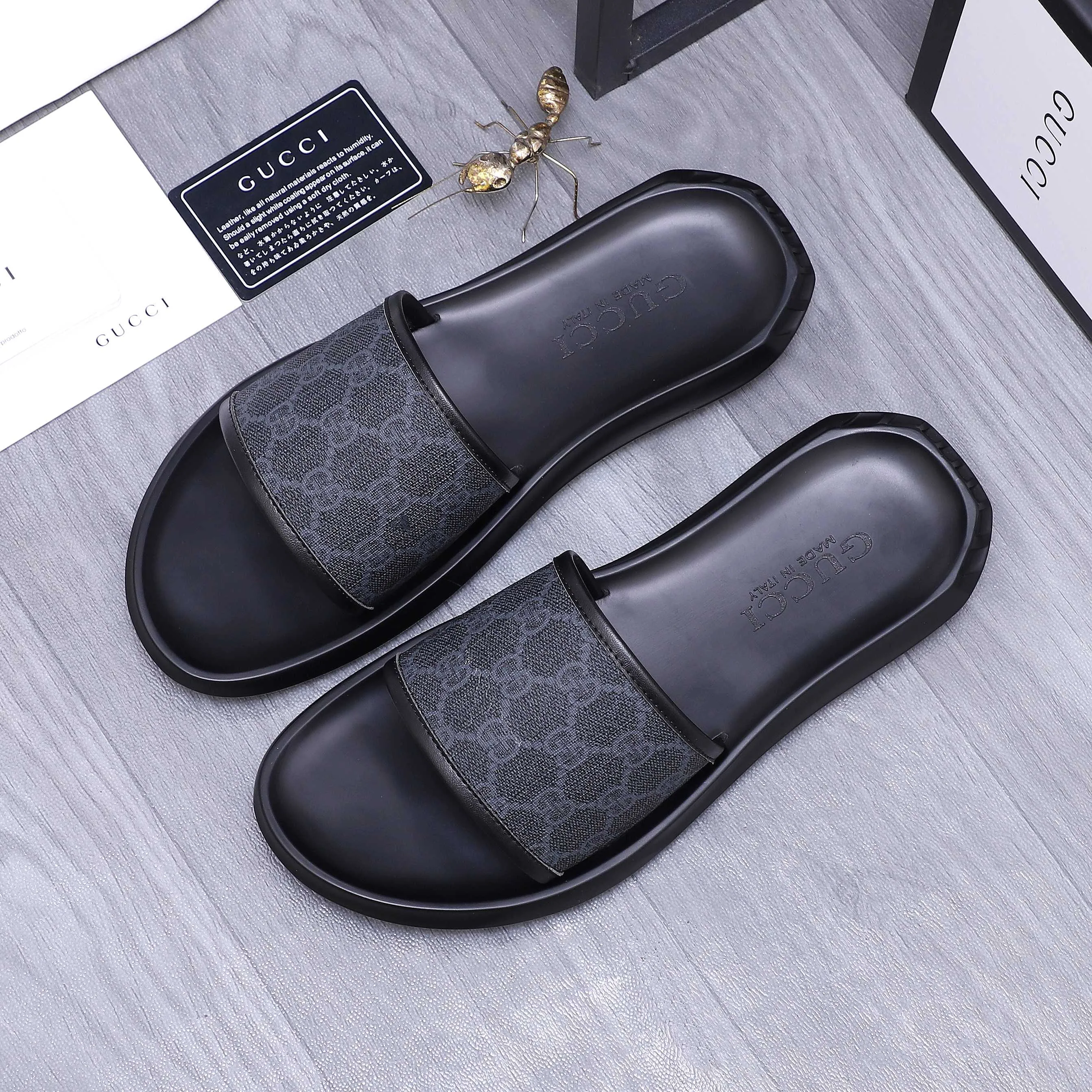 Men's shoes 💰280 Product trademark: GUCCI "Gucci" slippers Regular size: 38-44 (45.46 custom-made, non-returnable) Product materials: Selected cowhide printed upper, instep imitation leather lining, original outsole